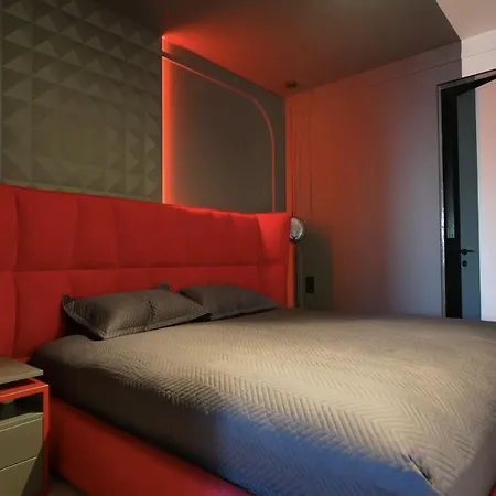 Comfortable In The Heart Of Daire